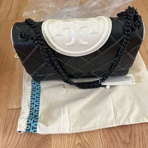 Fleming Soft Spectator Quilted  Leather Convertible Shoulder Bag.